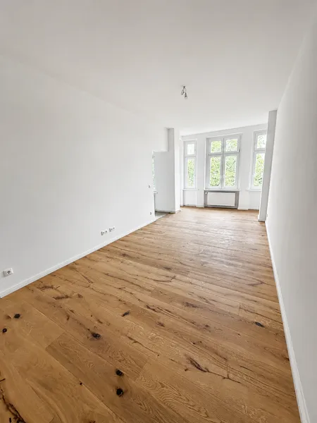 Wunderschöne 2 Zimmerwohnung für Singles & Paare mit Balkon — photo 1